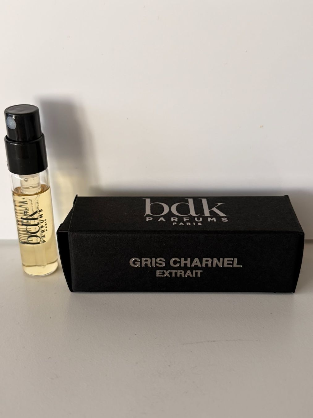 Parfum & Eau de Toilette: BDK Parfums Gris Charnel Extrait 2ml Sample – Neu (gemäss Beschreibung) aus Schlieren von con_hdp9