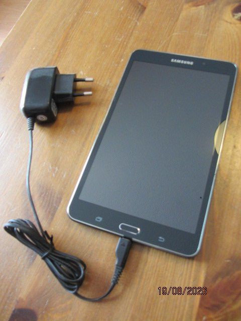 Samsung Tablet PC: Samsung Galaxy Tab 4 – Usato da schönenwerd venduto da kusi027