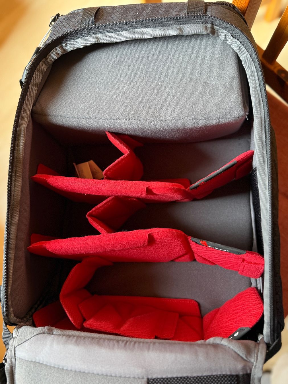 Manfrotto Zaini: Manfrotto PL Multiloader backpack M (Fotorucksack, 26 l) – Nuovo (secondo la descrizione) da Winznau venduto da Sandhya 7