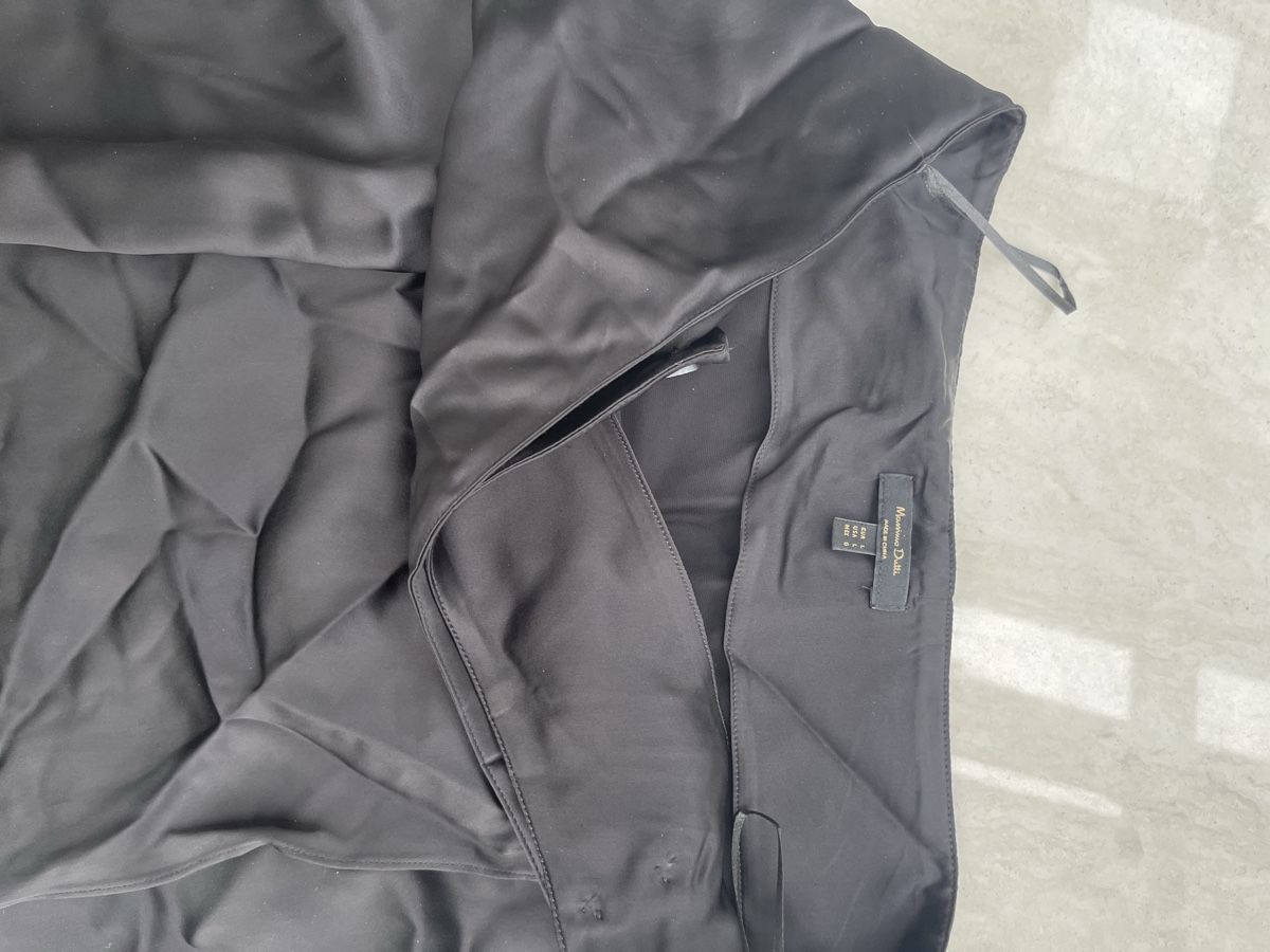 Massimo Dutti Gonne: Massimo Dutti Rock, schwarz, Grösse L – Usato da Weisslingen venduto da Spiegelbild0 2
