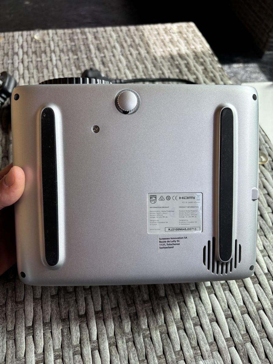 Proiettori: Philips NeoPix Ultra 2+ Beamer Full HD Android silber – Usato da Widnau venduto da ste_2cxb 4