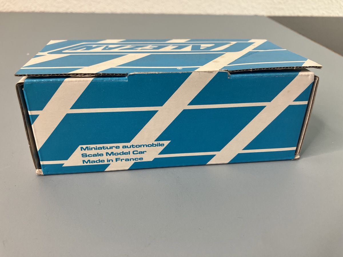 Chevrolet Modellautos: Alezan Chevrolet Ramarro Modellauto – Gebraucht aus Otelfingen von  1