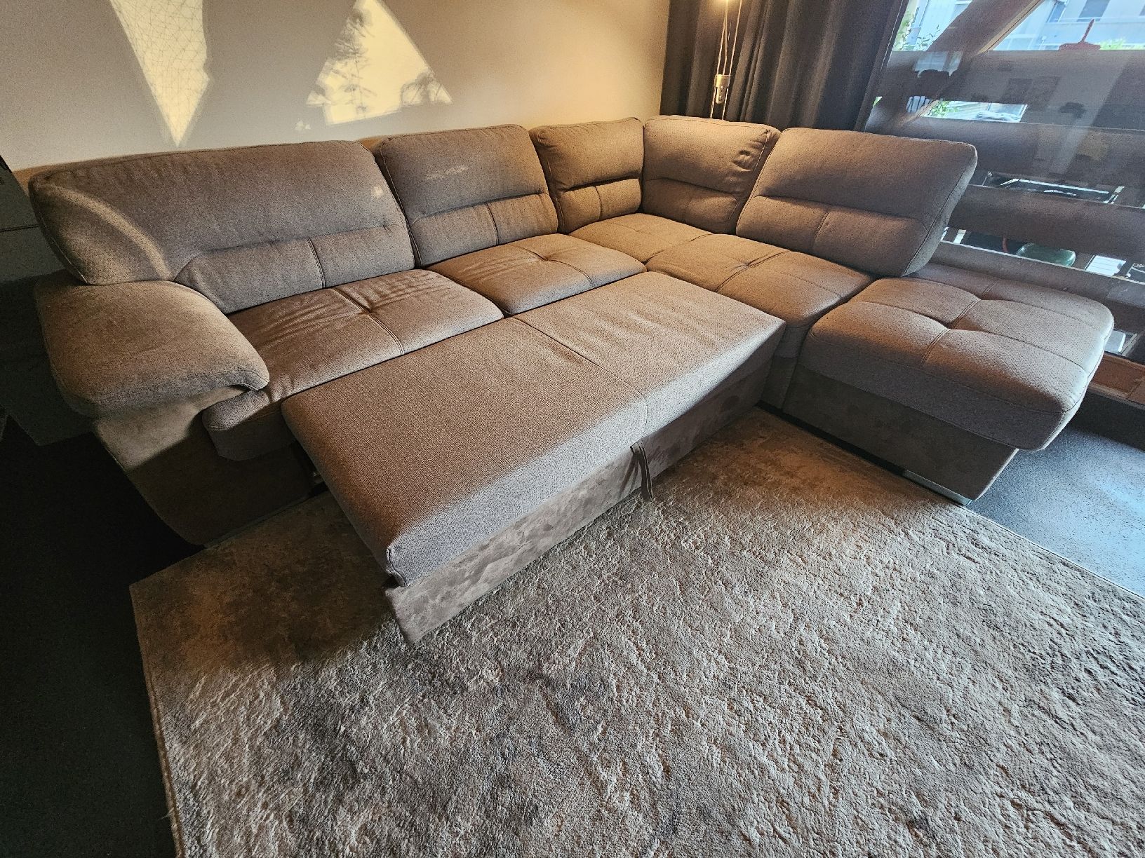 Divani: Schönes Ecksofa / Bettsofa – Usato da Utzenstorf venduto da inf_m97n 2