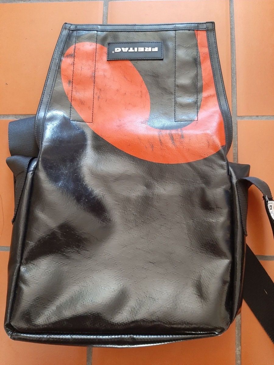 Freitag Sacs: Freitagtasche Lassie F11 – D'occasion à Winterthur par 1rainbow54 2