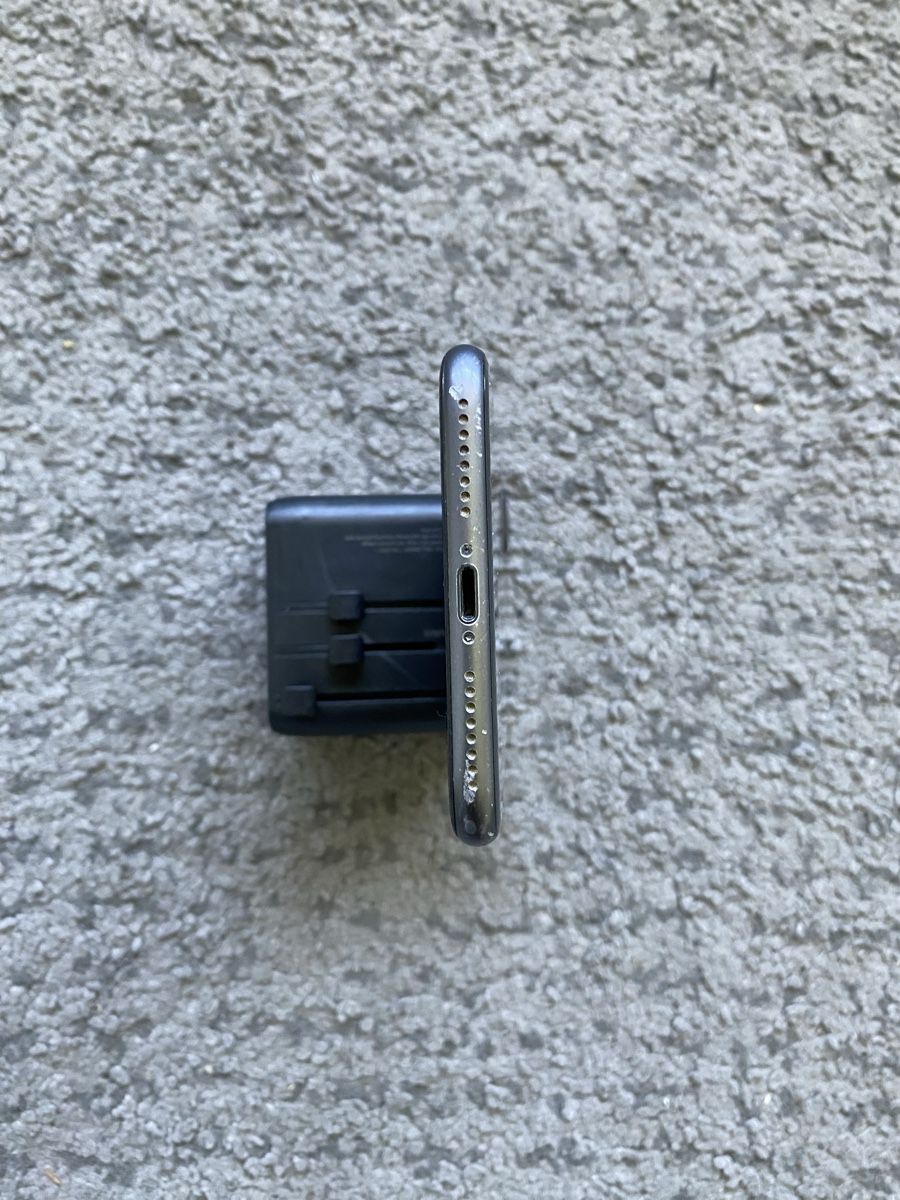 Apple Telefoni cellulari / Smartphones: iPhone 8 Plus - 64 Go - Noir -  N.5 – Usato da Genève venduto da eth_6qs6 6