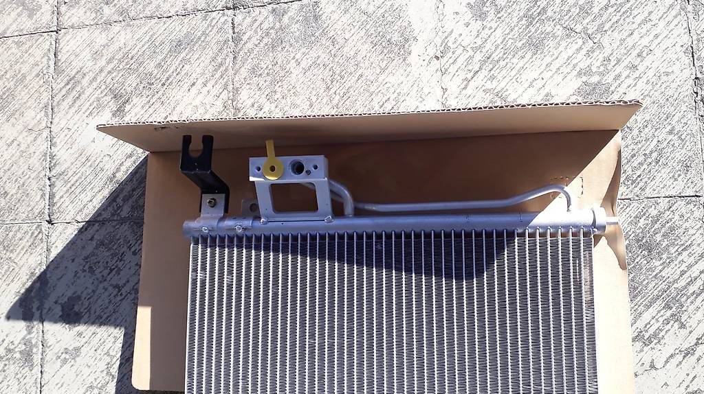 Alle Autoersatzteile: Condenseur Hyundai Santa Fe – Neu und originalverpackt aus Le Lignon von Mickey565876 2