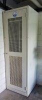 Metallschrank / Spind / Werkstattschrank - abschliessbar.