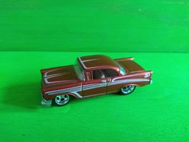 Hot wheels premium Chevrolet 56 1/64
