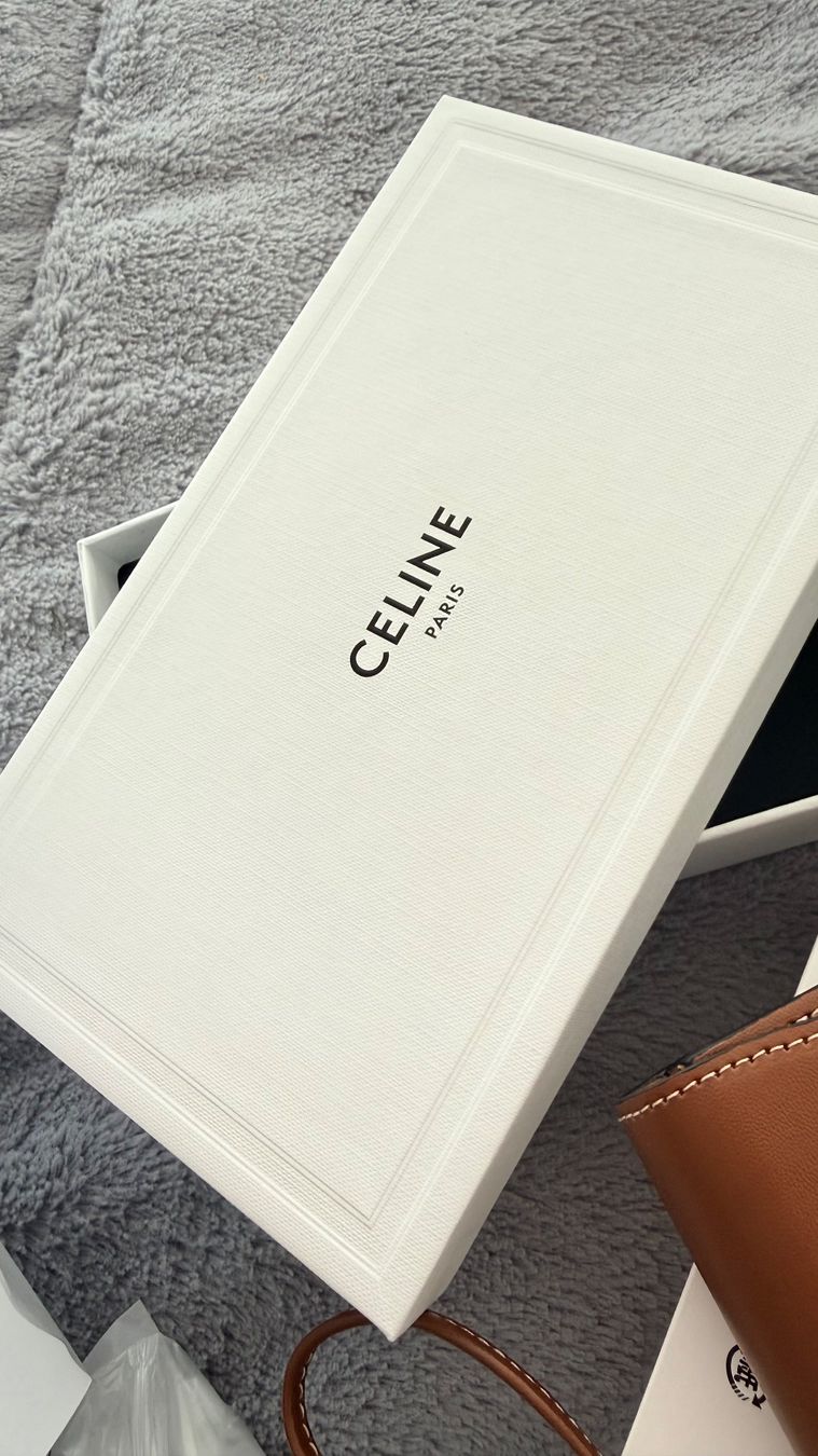 Celine Occhiali & Lenti: CELINE Sonnenbrille Triomphe 01 Schwarz 52-22 – Nuovo e nell'imballaggio originale da Frauenfeld venduto da Vanityroom 7