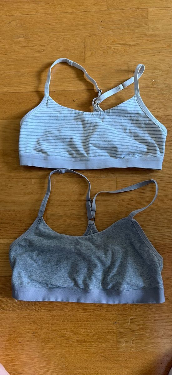 Altra biancheria intima: 2 Bras Grey & Striped Size S Used – Usato da Zürich venduto da zucchetti13