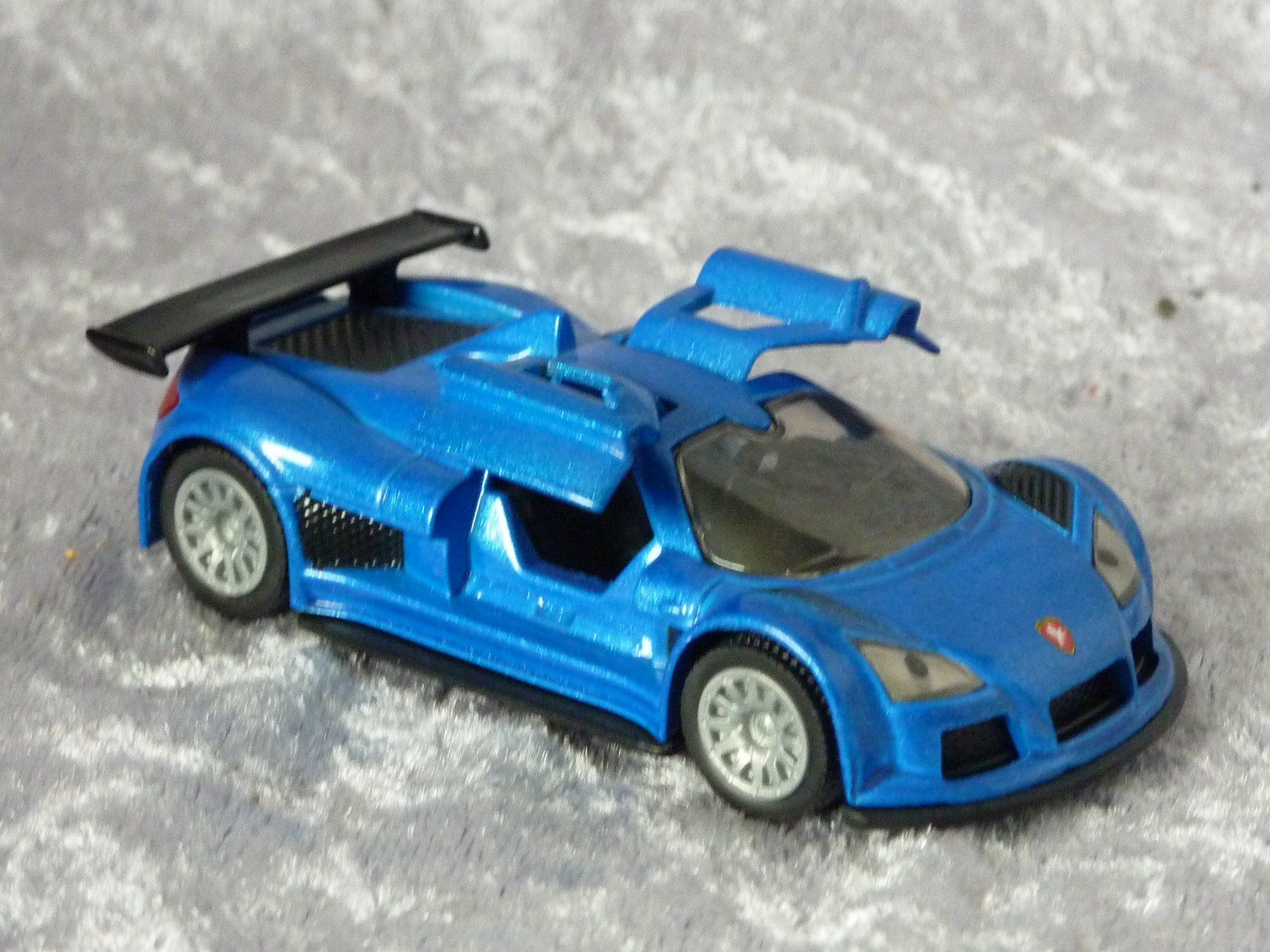 Siku Modellini d'auto: Gumpert Apollo Siku – Usato da Dürrenäsch venduto da Cobra1ch 3