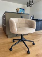 Bürostuhl beige mit Rollen und Armlehnen
