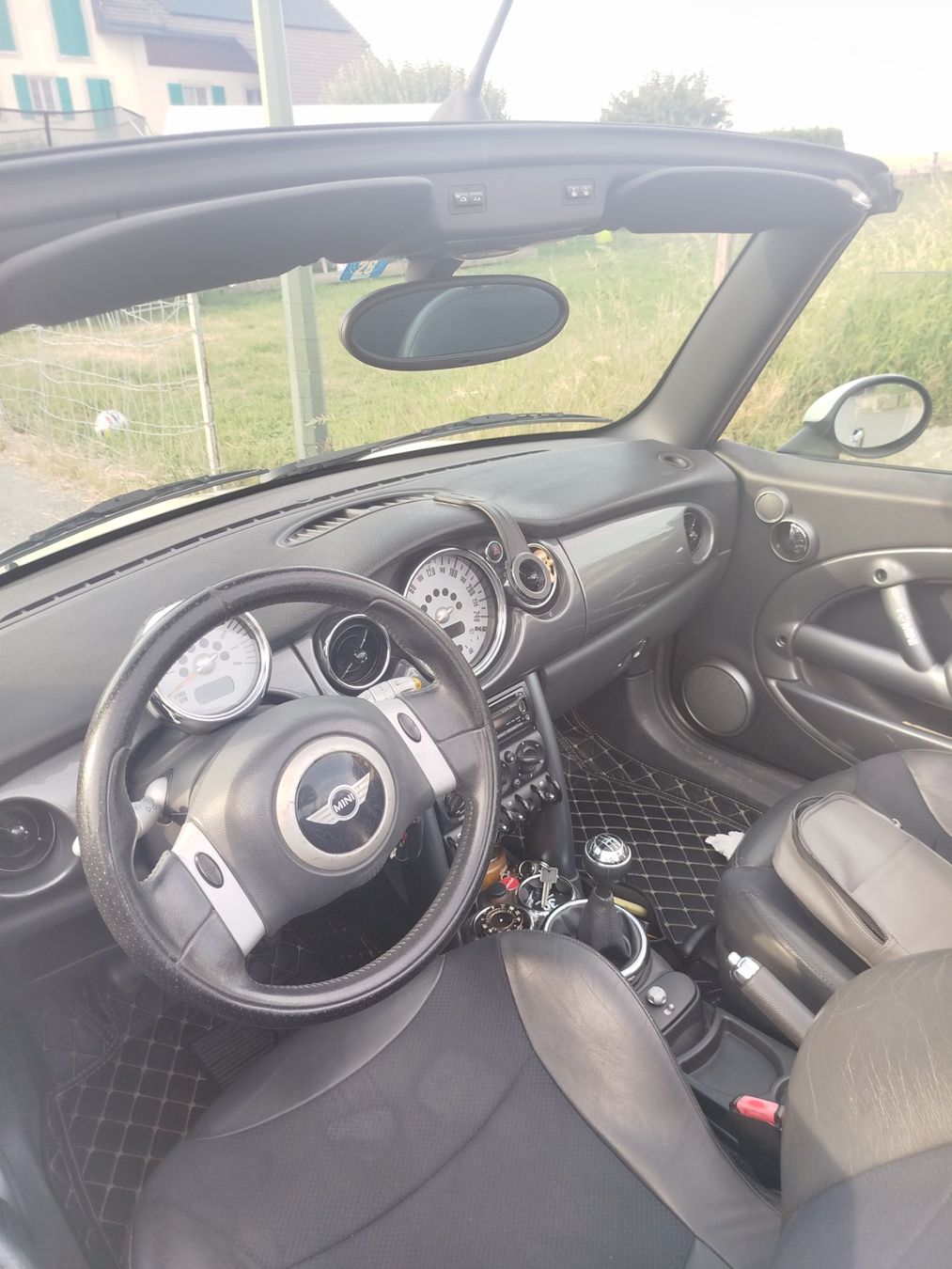 BMW Autos: Mini Cooper One Cabriolet – Gebraucht aus Villars-le-Terroir von bet_pkq5 3
