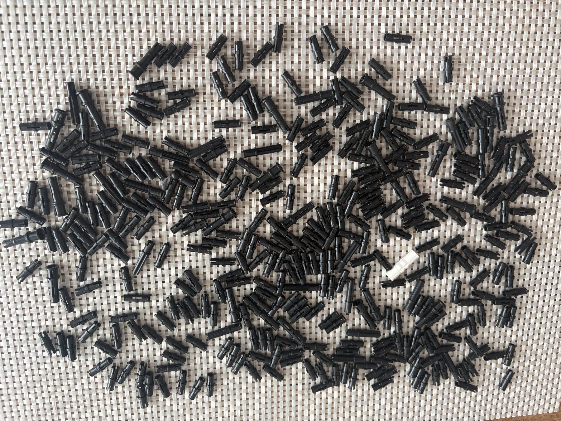 Lego Kit di costruzioni: Lego Technik schwarze Pins Stecker Pin LotP – Usato da Buochs venduto da Techtelmechtel