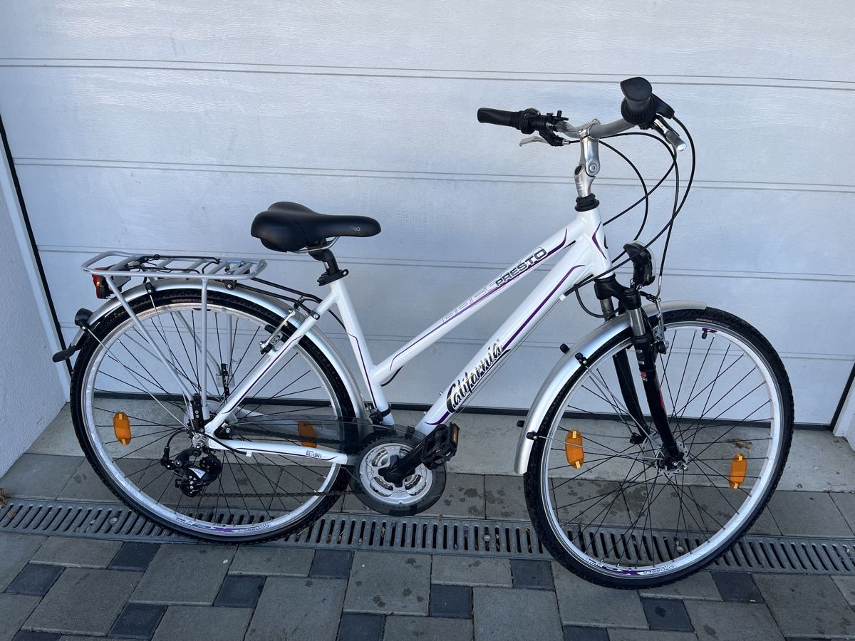 Velos: Damenvelo – Gebraucht aus Safenwil von Hoettu 1