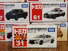 Tomica #31 Toyota Camry Sports Unmarked Police Car