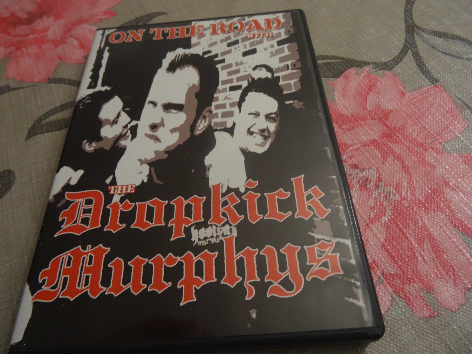 Tutti i DVDs: Dropkick Murphys - On the Road DVD - Punk Rock – Usato da Olten venduto da Disc-Verkauf