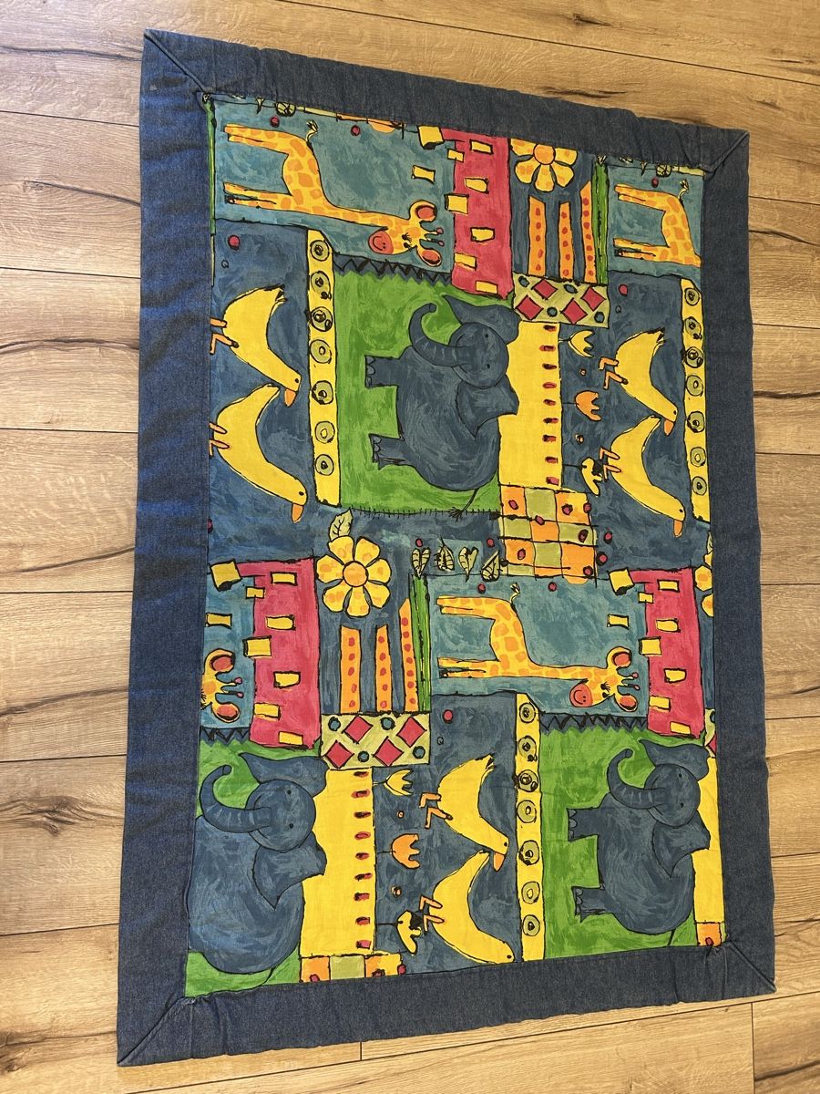 Teppiche: Teppich Decke – Gebraucht aus Maienfeld von Jasmin_laeser