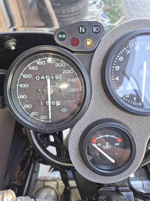 Ducati Route: Ducati SS750 i.e. Dark nur 4615km – D'occasion à Dättlikon par man_ct9m 3