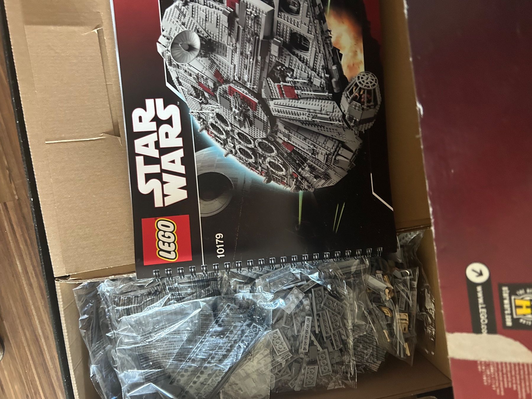 Star Wars Giocattoli: Lego Star Wars 10179  Millennium Falcon – Usato da Pfeffingen venduto da Stosstrupp 1