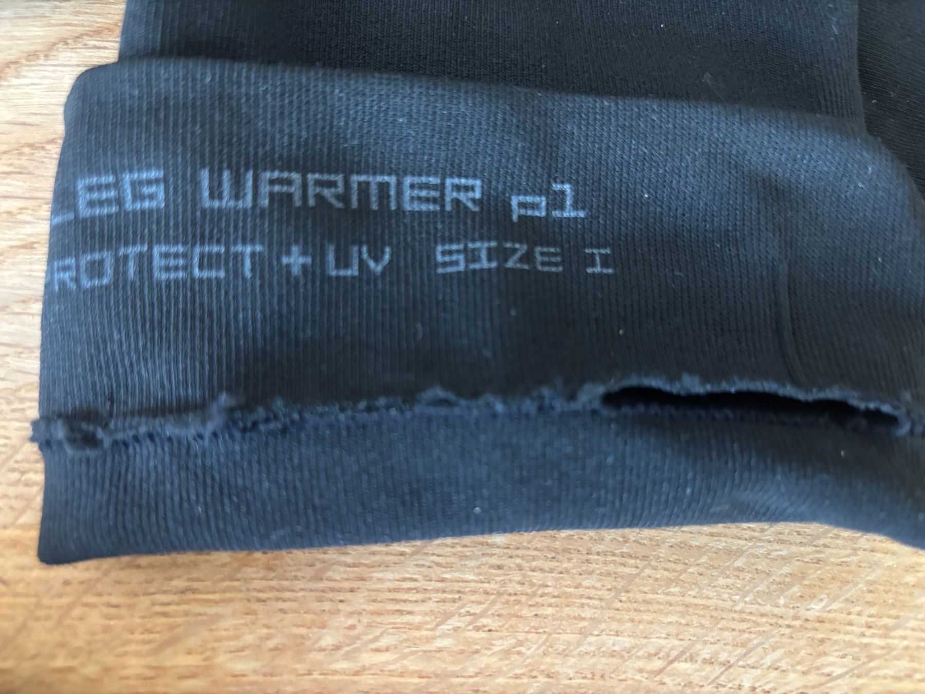 Pantaloni: Assos leg warmer P1 size 1 – Usato da Geuensee venduto da sonnetje 1
