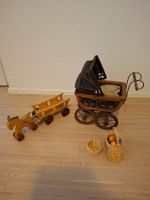 Alter Puppenwagen & -kutsche