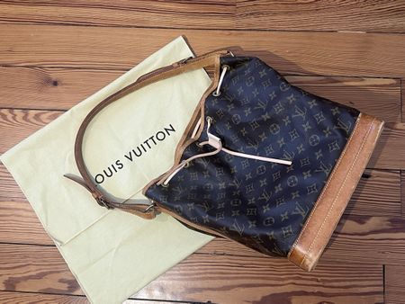 Louis Vuitton Grand Sac Noé Monogram Canvas