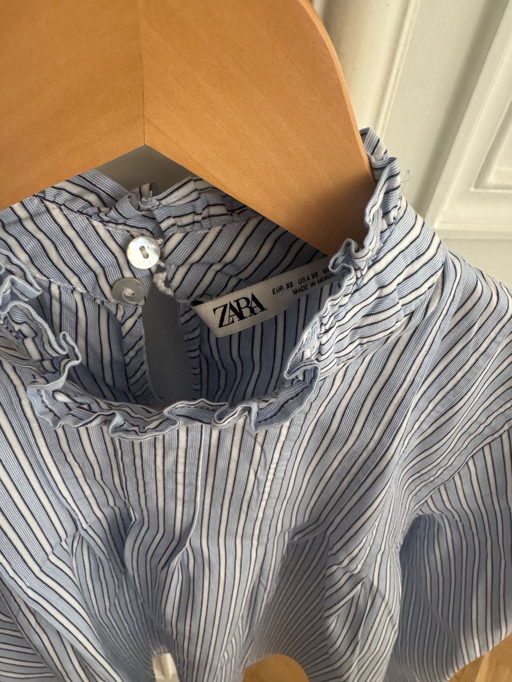 Zara Chemisiers: Chemise Zara TXS – D'occasion à Conches par chn_hgl6 4