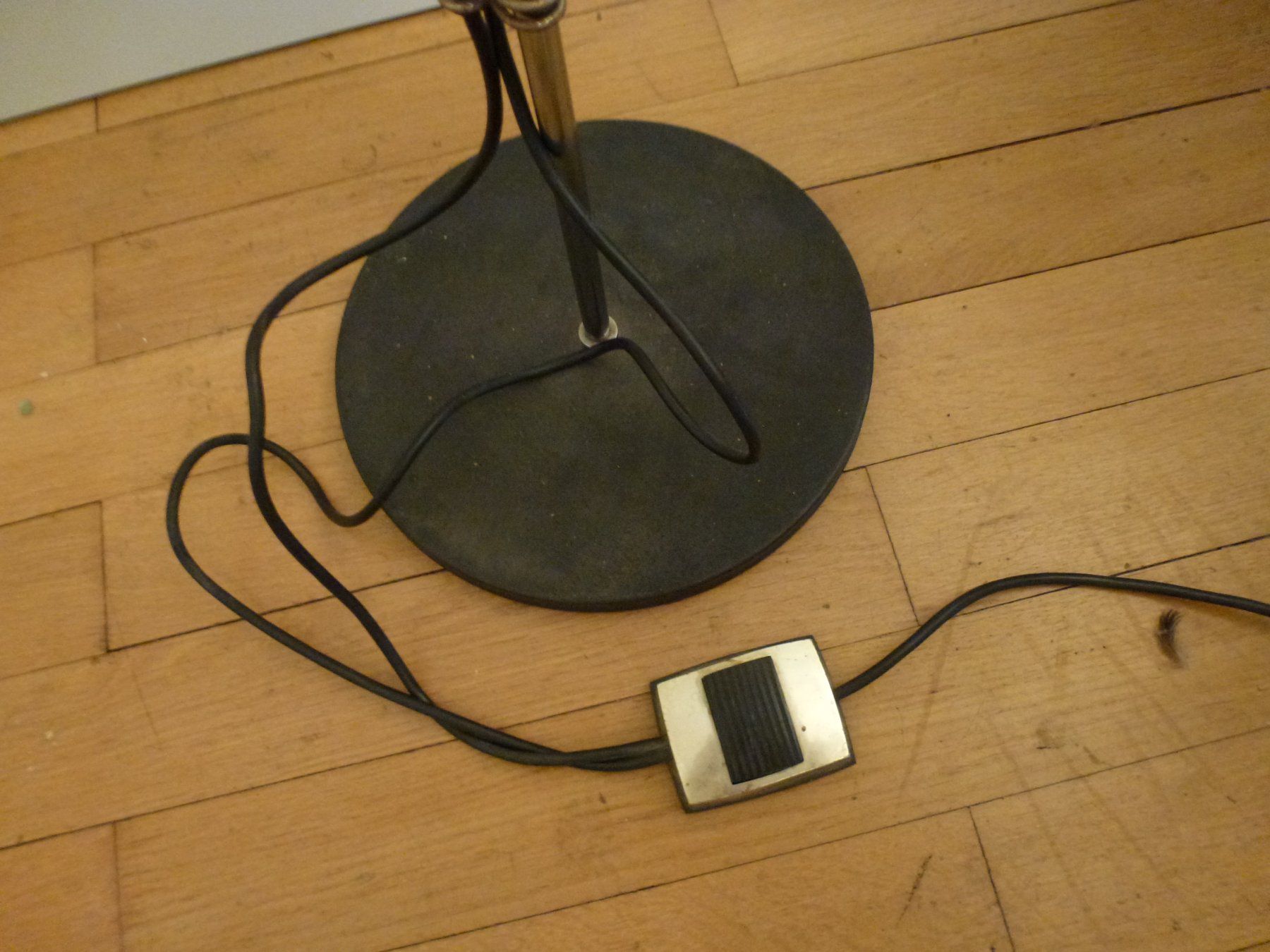 Lampade: Vintage Stehlampe mit Chromkugeln – Usato da Zürich venduto da Luftibus01 6
