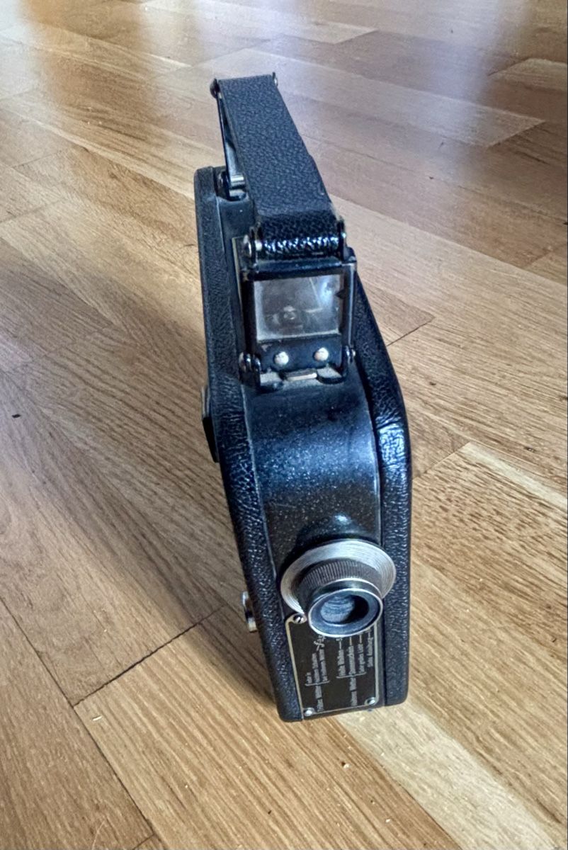 Videocamere: Caméra Ciné - Kodak eight model 20 – Usato da Estavayer Le Lac venduto da sico1260 2