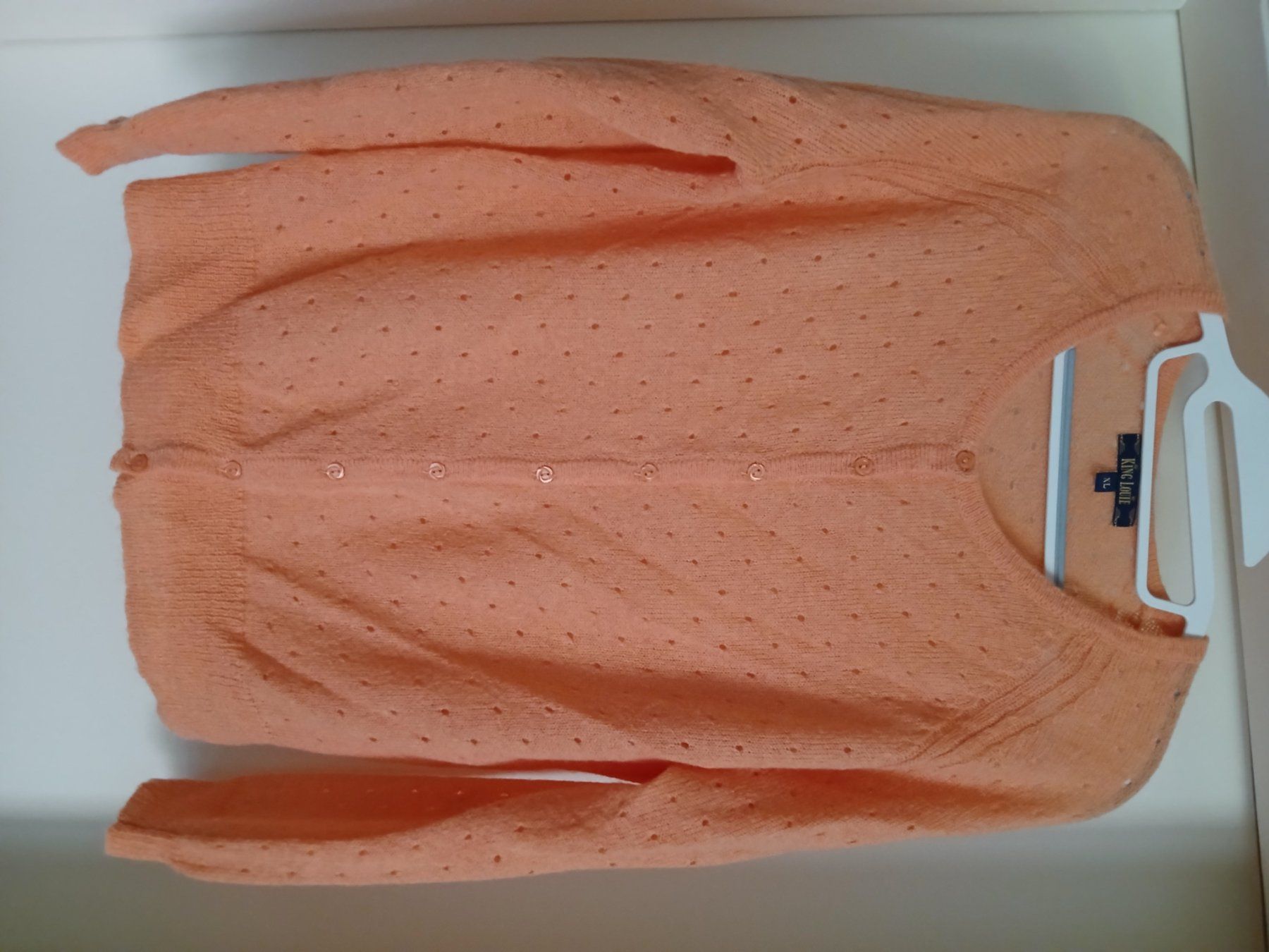King Louie Giacche: Neue Strickjacke king louie XL – Nuovo (secondo la descrizione) da Zürich venduto da ast_8nph
