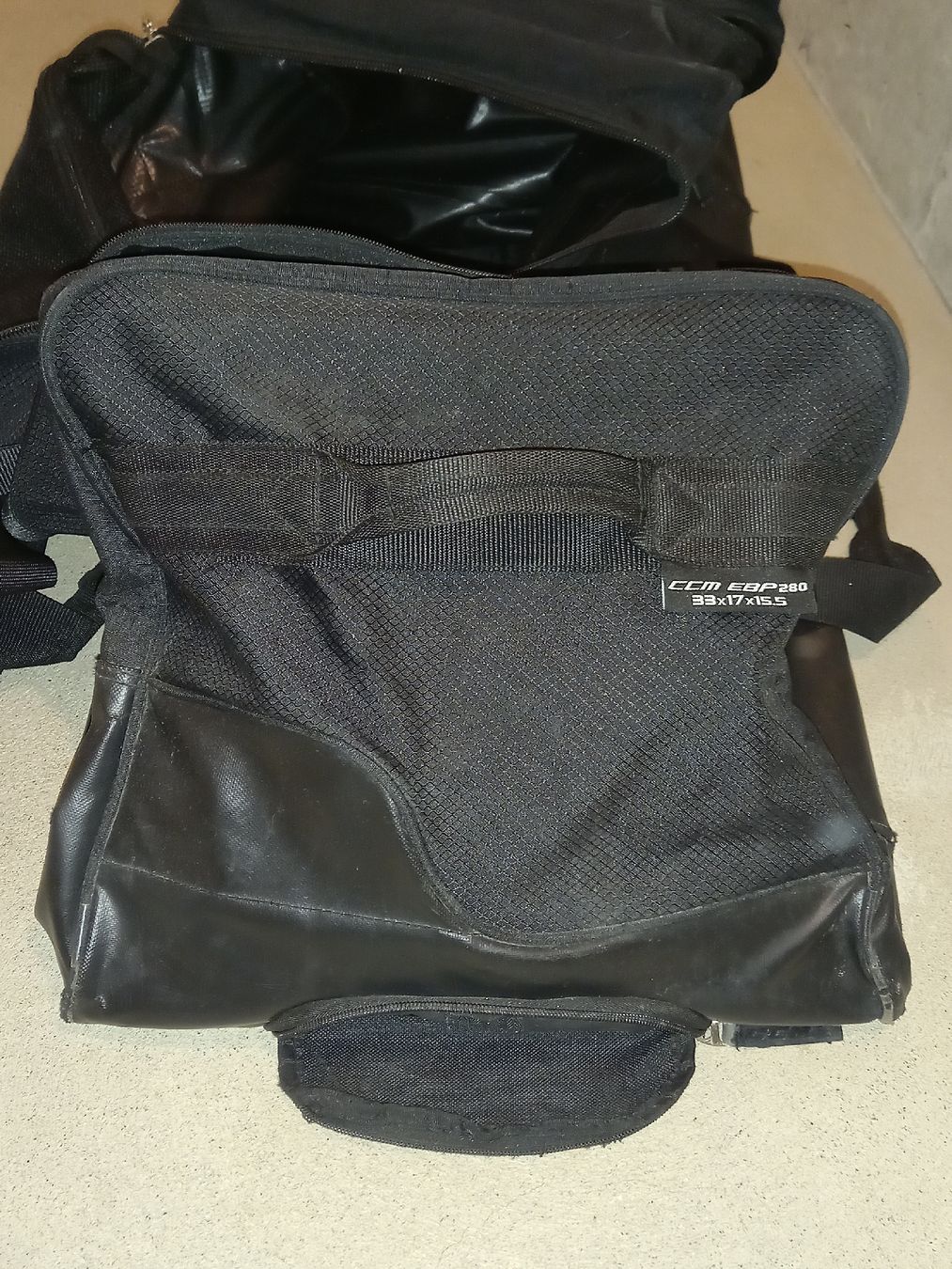 Ccm Kindertaschen: Eishockeytasche CCM – Gebraucht aus Niederteufen von asaniel 2