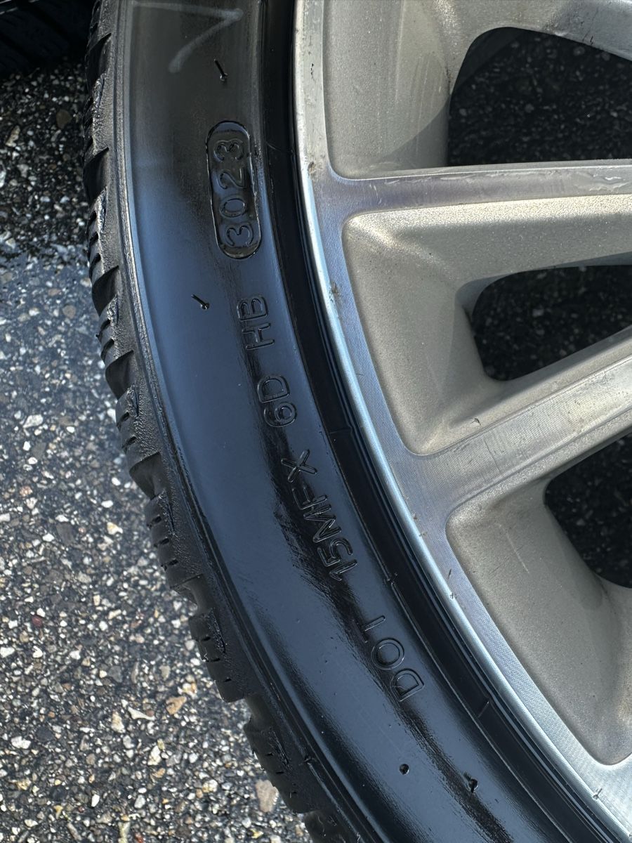 Pneus & Kompletträder: BMW Styling 399 Winterräder Hankook – Gebraucht aus Bleienbach von Oneprozent66 2