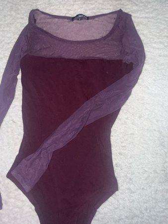Tally Weijl Body in Lila/Weinrot, Grösse S, Herbst-Look 🍁