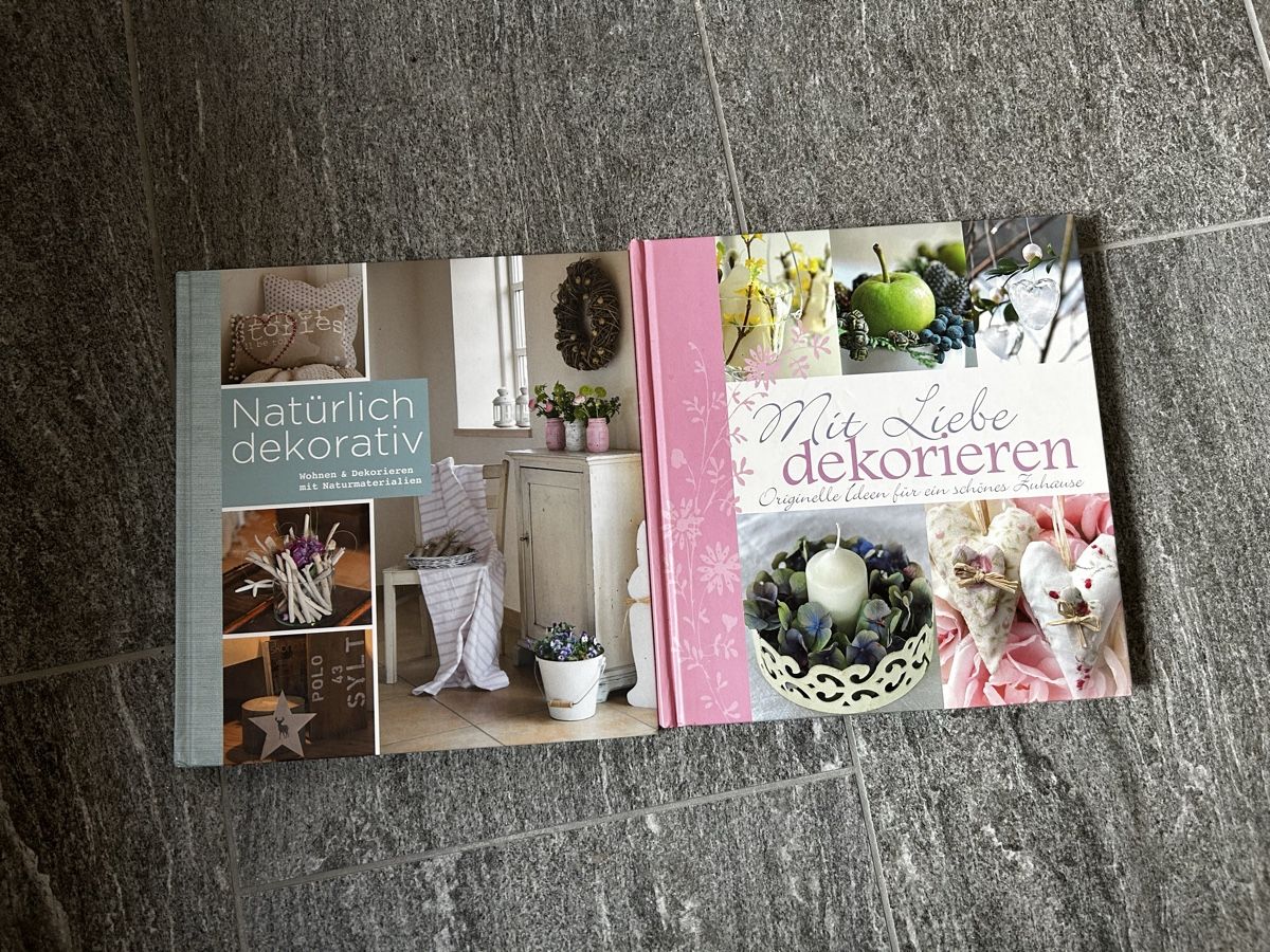 Libri: 2 Dekorations-Bücher – Nuovo (secondo la descrizione) da Lumbrein venduto da luapac_amy