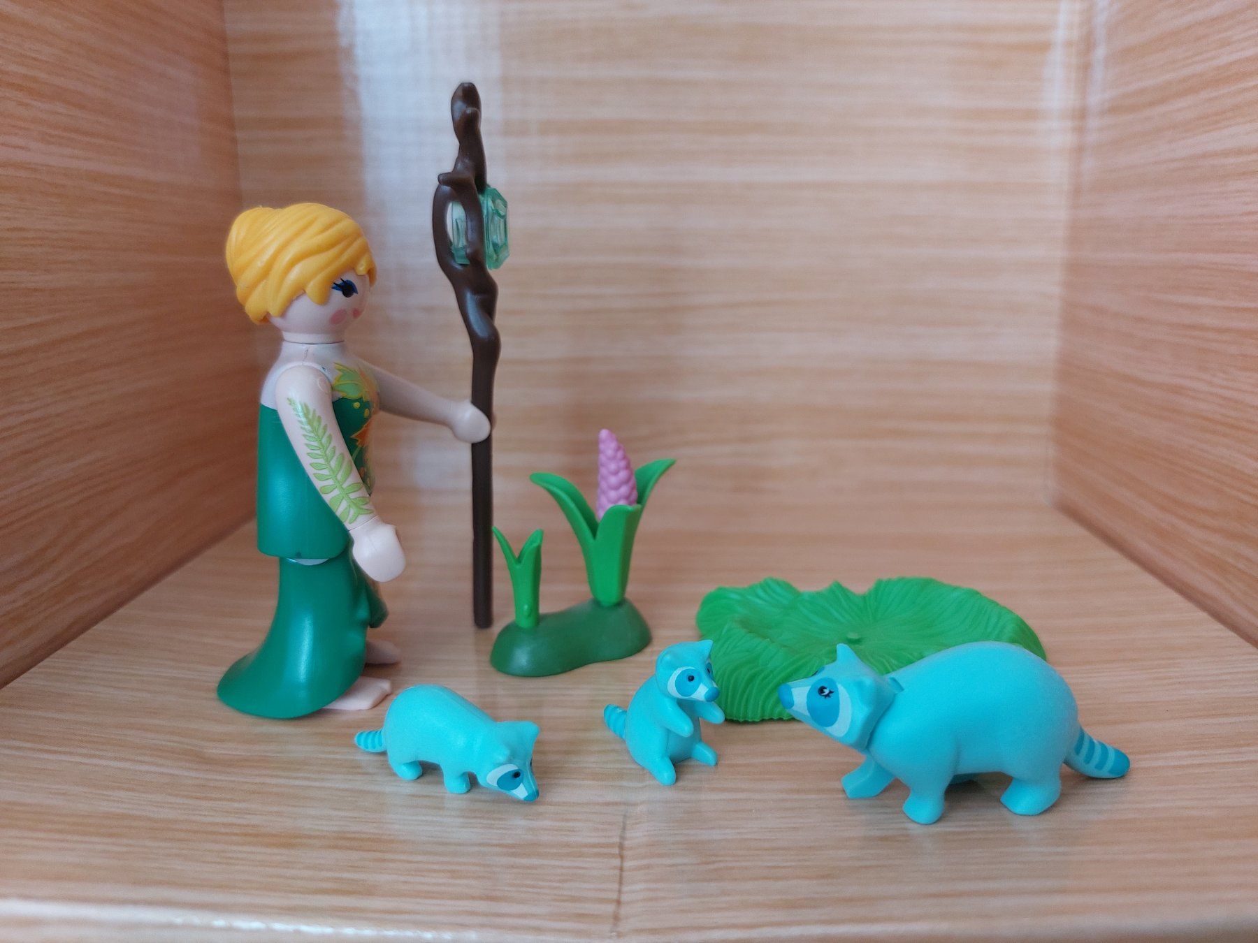 Playmobil Giocattoli: PLAYMOBIL Elfe mit Waschbären – Usato da Balterswil venduto da Steineparadies 1