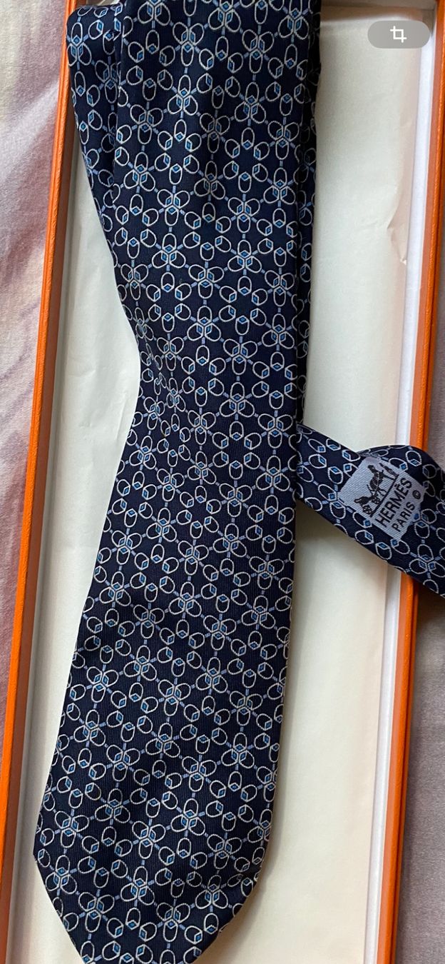 Hermès Cravates: Cravate Hermès en soie 100% – Neuf (Voir description) à Bouveret par wes_7zll