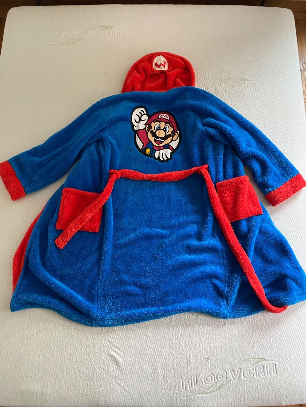 Accappatoi: Super Mario Bademantel – Usato da Thalwil venduto da phil90 1