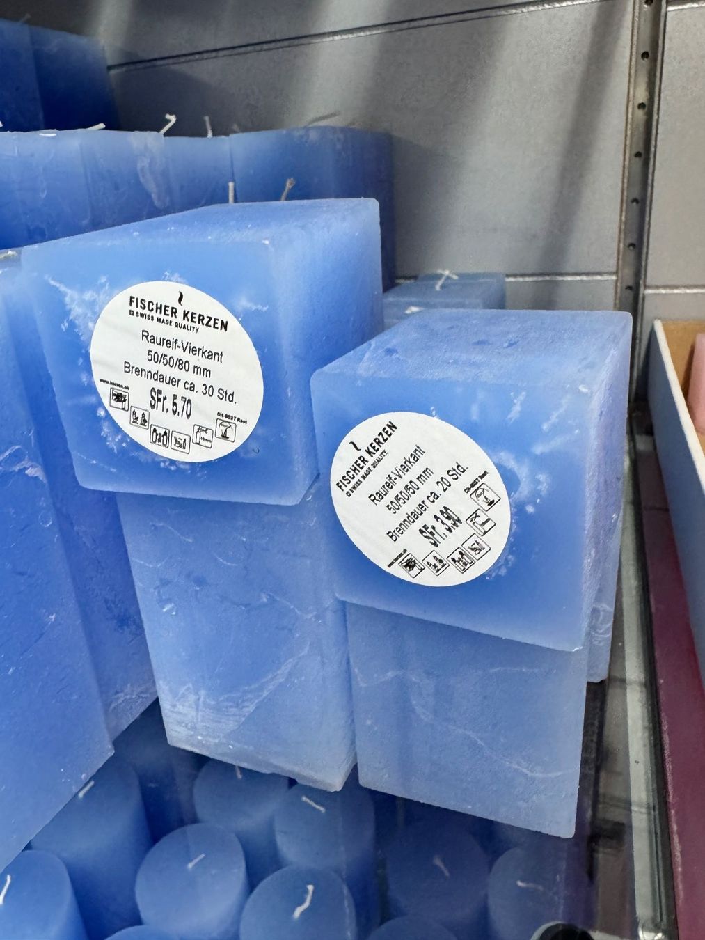 Candele: 045 Posten Raureif Kerzen hellblau aus Liquidation – Nuovo (secondo la descrizione) da Derendingen venduto da Meisterstuecke 8