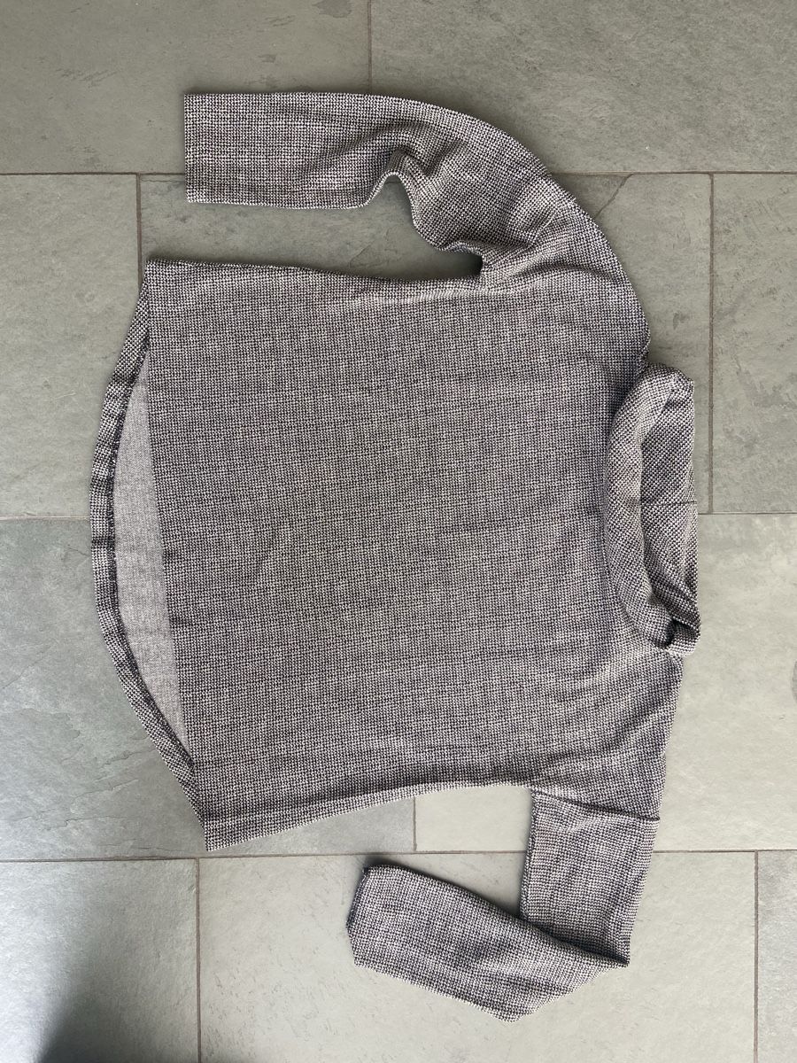 Someday Maglioni & Felpe: Damen- Pullover Someday mit Rollkragen – Usato da Neftenbach venduto da chaschhaa