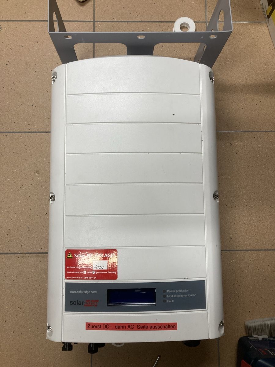 SolarEdge Wechselrichter: Solaredge Wechselrichter 7k – Gebraucht aus Thun von rentschtrading 1