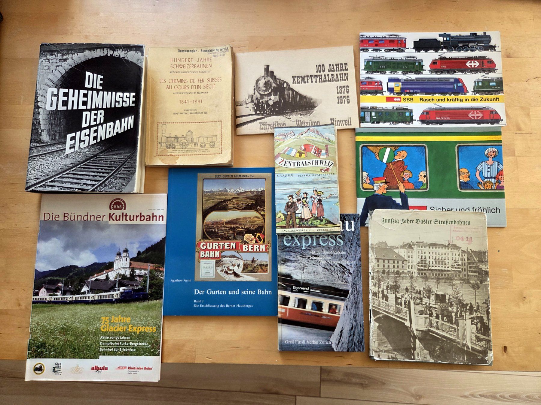 Libri: 10 Bücher über die Schweizer Eisenbahn – Usato da Birrwil venduto da dirtyoldtown