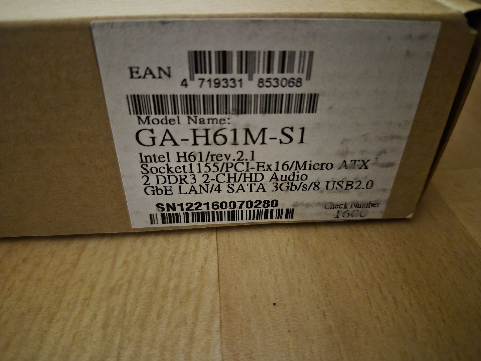 Intel PC: Pc Hardware  Mainboard GPU Betriebsysteme – Usato da Dielsdorf venduto da BARDARRU