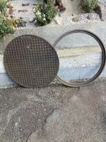 Schachtdeckel Von Roll Gusseisen mit Rahmen gebraucht