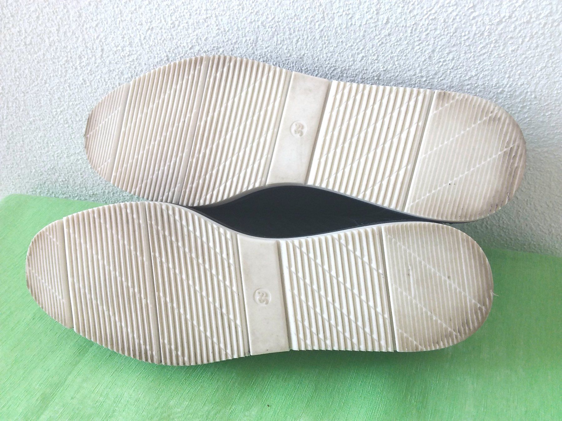 Scarpe da uomo: VARESE Halbschuhe "Schuppen Design" Gr 39 – Usato da Uitikon Waldegg venduto da Risibisi7 6