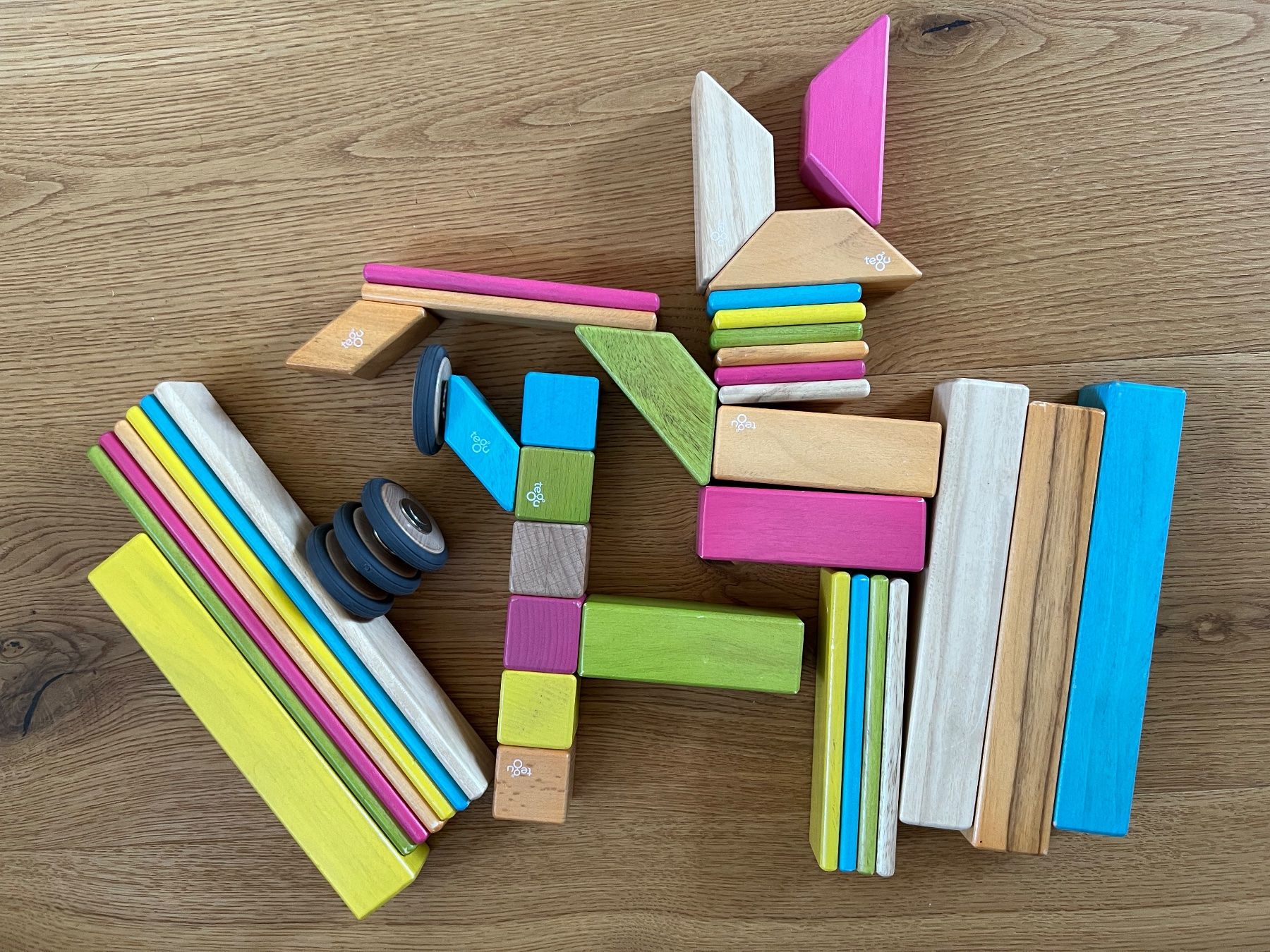 Spielzeuge: Magnetische Bauklötze – Gebraucht aus Glattfelden von Lex074