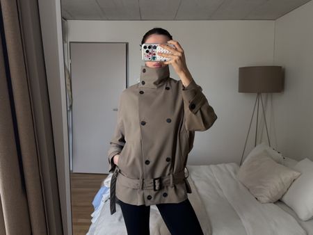 Short Trenchcoat