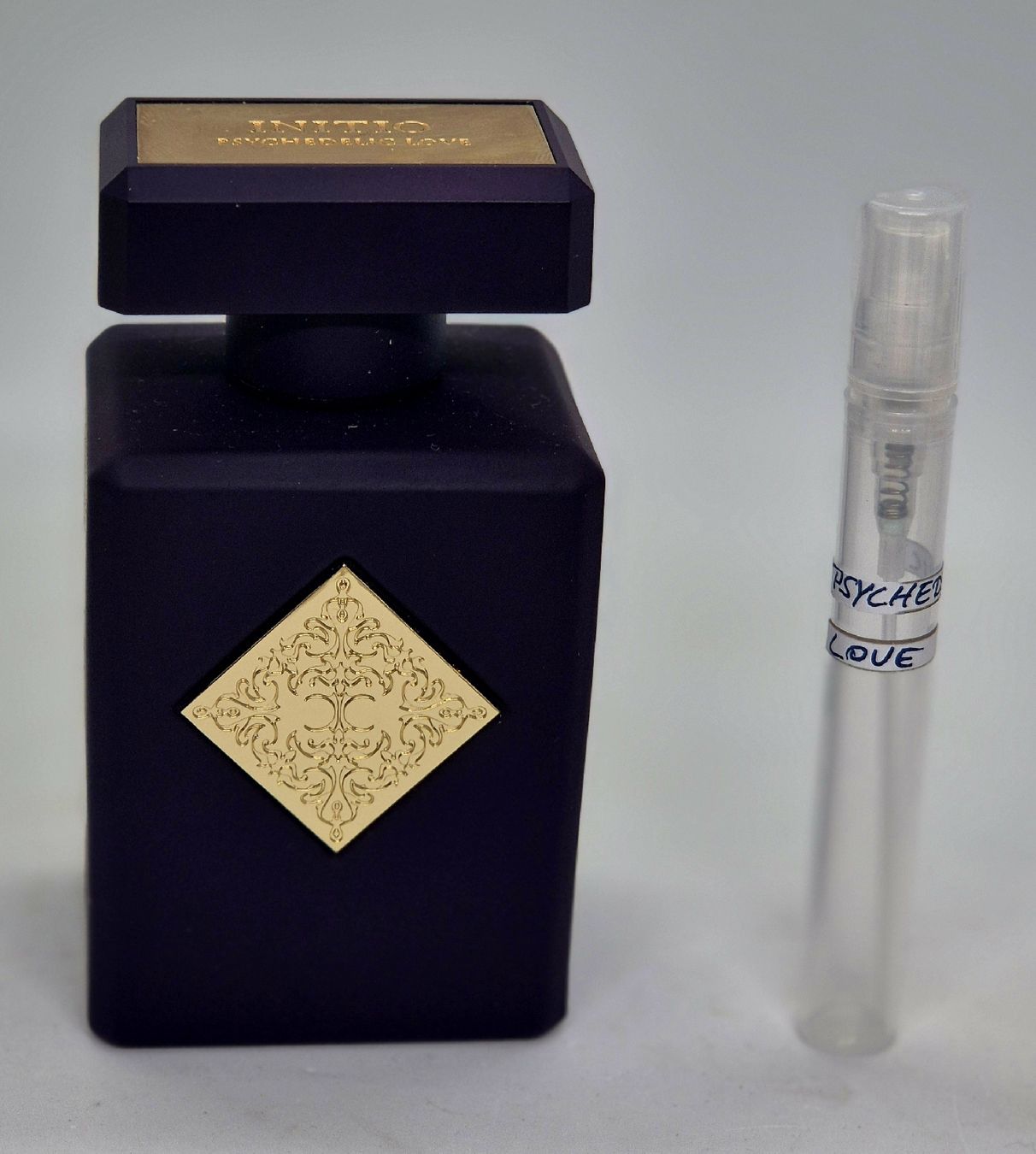 Initio Profumi & Eau de Toilette: 5 ml PSYCHEDELIC LOVE INITIO ABFÜLLUNG – Nuovo (secondo la descrizione) da St. Gallen venduto da CaliSunshine