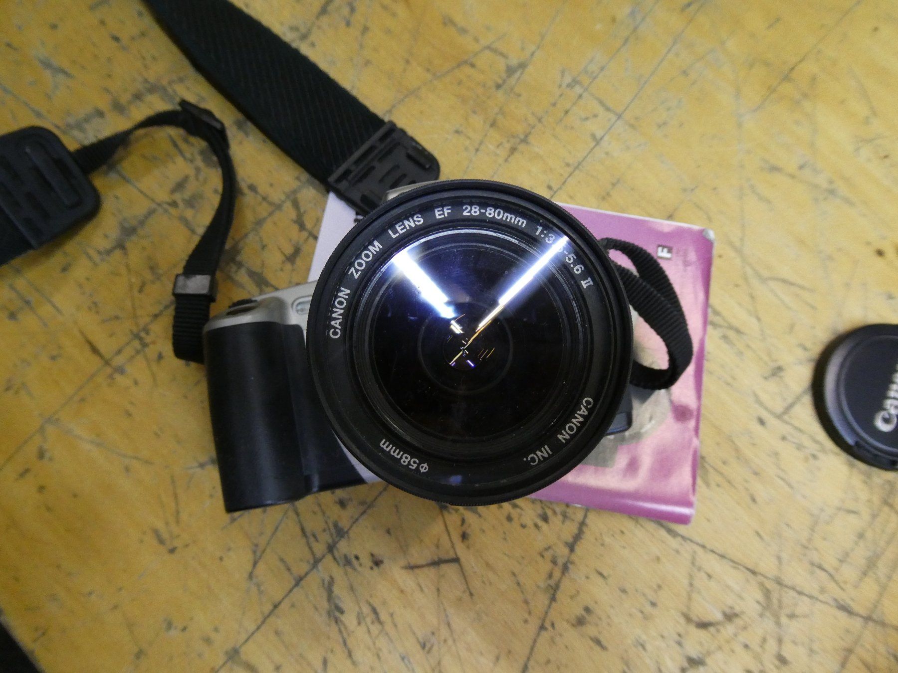 Canon Kamera: Canon EOS 300 objectif 28-80mm – Gebraucht aus Etagnières von emmaus.electro 2