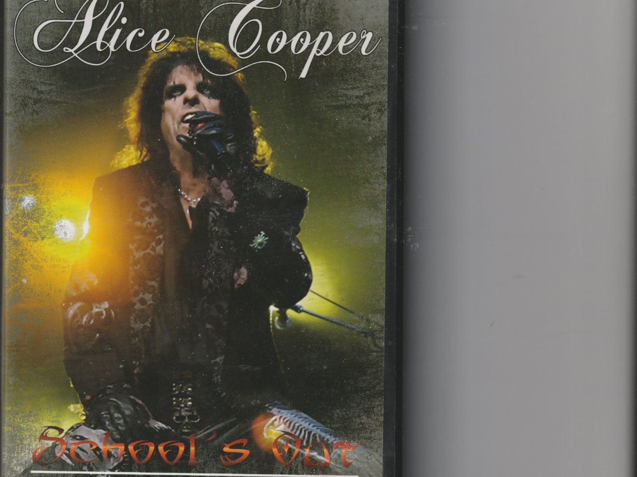 Tutti i DVDs: Alice Cooper - Live in Bukarest – Usato da Chur venduto da zowie72
